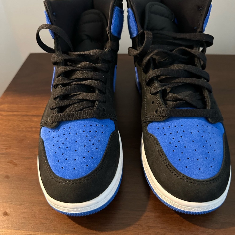 Nike Kids Black and Blue Sneakers